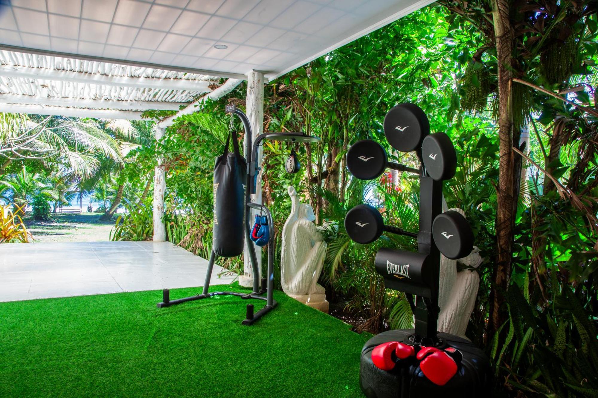 Le Cameleon Boutique Hotel Puerto Viejo de Talamanca Экстерьер фото