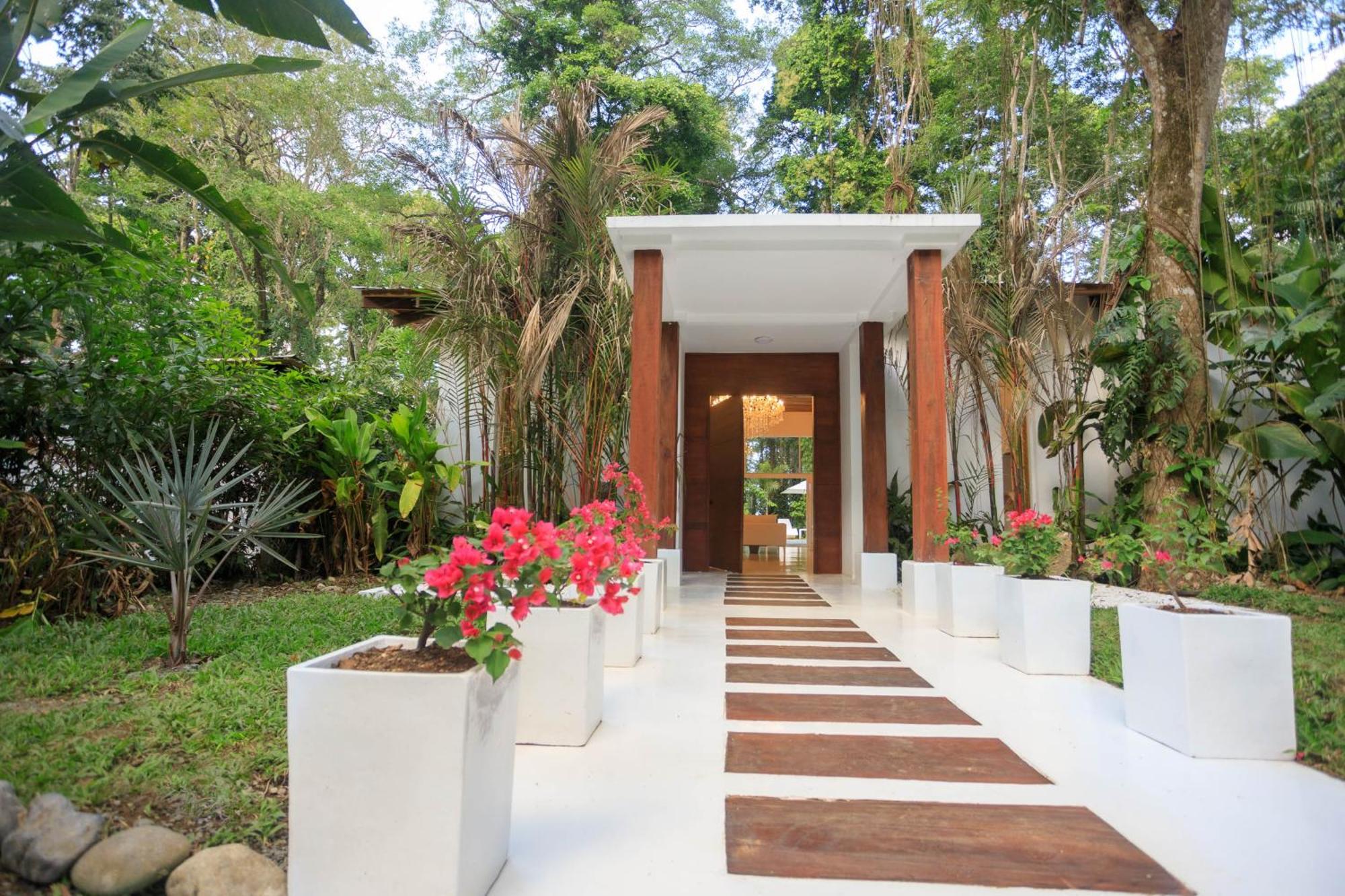 Le Cameleon Boutique Hotel Puerto Viejo de Talamanca Экстерьер фото